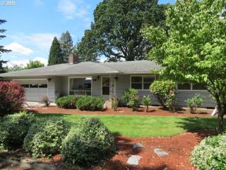 10941 59th Ave, Portland, OR 97219-6601