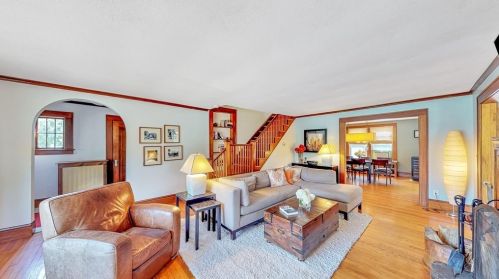 115 Wenonah Rd, Springfield, MA 01106-1929