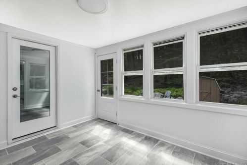 562 Branchville Rd, Ridgefield CT  06877-6030 exterior