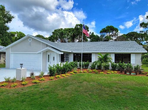 187 Todd Ave, Fort Pierce, FL 34983-3166