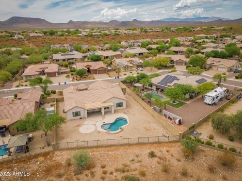 43511 47 Ln, Phoenix AZ 85031-2703 exterior