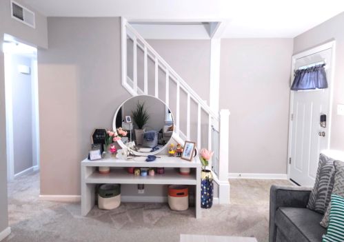 3337 83rd St, Milwaukee WI  53219-3837 exterior