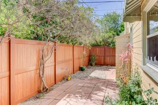 3840 Brunswick Ave, Los Angeles CA  90039-1604 exterior