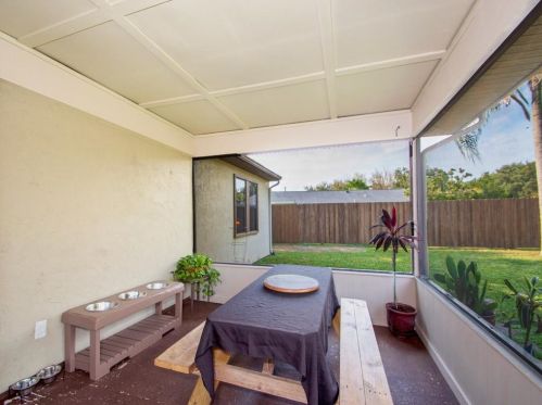 2096 Hideaway Cir, Fort Pierce FL 34952-4802 exterior