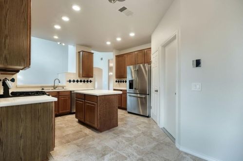 6804 Auckland Ct, Austin TX 78749-4135 exterior