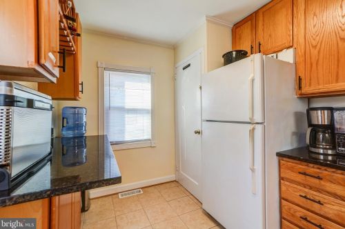 4218 Round Hill Rd, Silver Spring MD  20906-4869 exterior