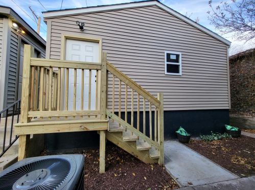 2837 Farrell St, Chicago IL 60608-5707 exterior