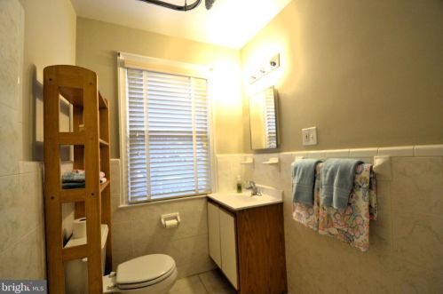 734 Fayette St, Alexandria VA  22314-3940 exterior