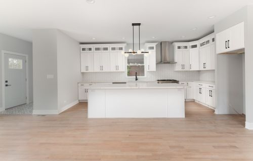 7421 Ottawa Ave, Chicago IL  60631-4238 exterior