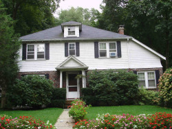 64 Larchmont Ave, Newton, MA 02468-2030