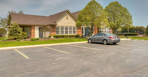 1718 Fieldstone Dr, Joliet IL 60404-8111 exterior