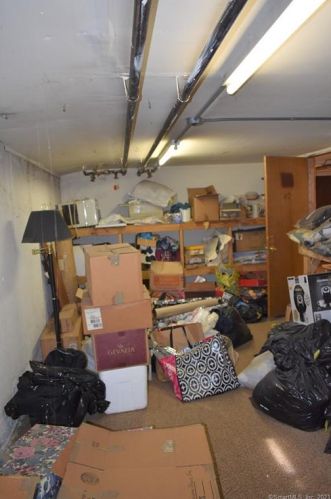 460 Woodbridge St, Manchester CT  06042-3672 exterior