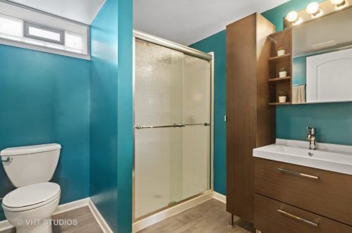 4542 Reserve Ave, Chicago IL 60656-2400 exterior