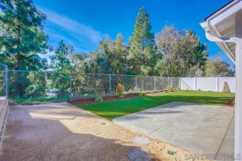 11057 Madrigal St, San Diego CA 92129-1215 exterior