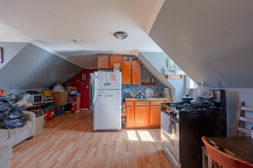 2655 Kedvale Ave, Chicago IL 60623-4324 exterior