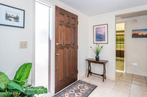 735 Los Opalos, Green Valley AZ 85614-2312 exterior