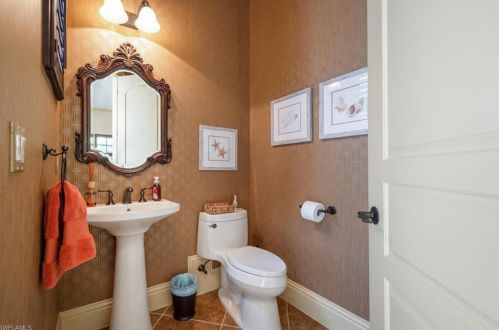 7996 Cordoba Pl, Naples FL 34113-8747 exterior