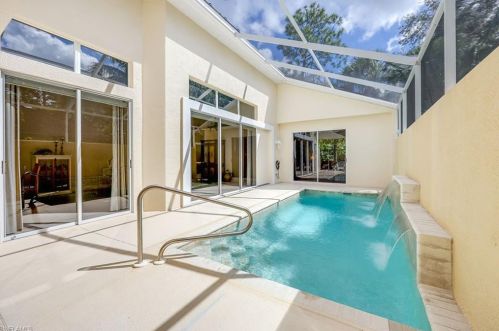 1814 Tarpon Bay Dr, Naples FL 34119-8714 exterior