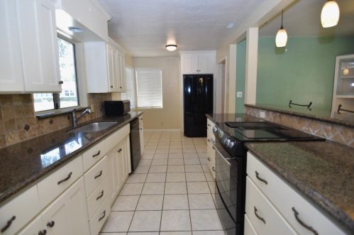 815 Minnesota Ave, Turlock CA 95382-1509 exterior