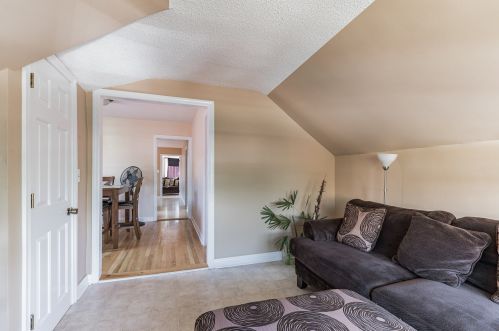 2819 Kilbourn Ave, Chicago IL 60623-4213 exterior