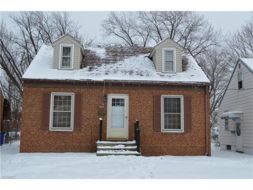 4705 157th St, Cleveland, OH 44135-2737