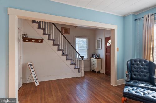 64 Route 156, Trenton NJ  08620-2708 exterior