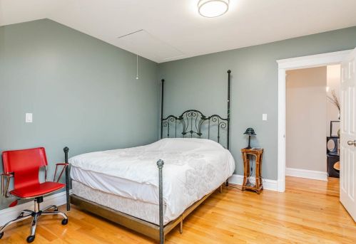 3852 Central Park Ave, Chicago IL 60629-4343 exterior