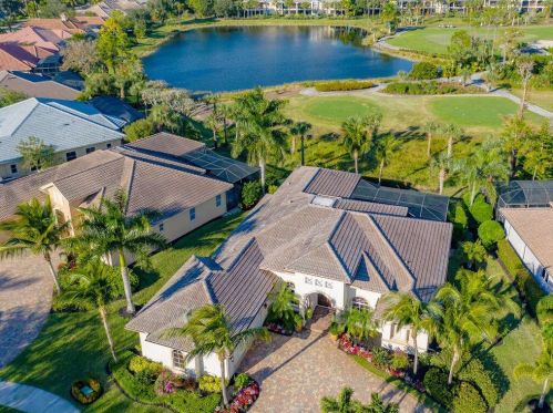 7682 Mulberry Ln, Naples FL exterior