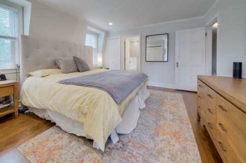 6553 Tahoma Ave, Chicago IL 60646-1134 exterior