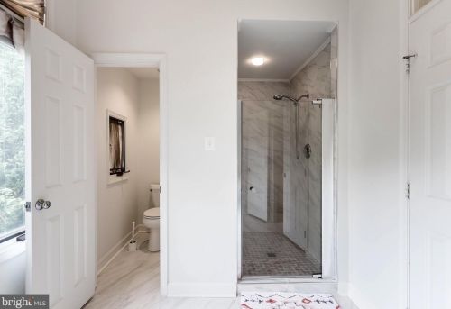 9820 Avenel Farm Dr, Rockville MD 20854-5410 exterior