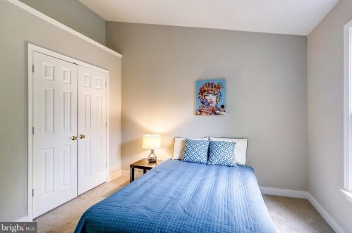 10946 Rocky Mount Way, Silver Spring MD 20902-3687 exterior