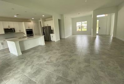 293 Ridgecrest Dr, Fort Pierce FL  34953-8305 exterior