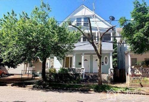 222 Baldwin St, New Brunswick NJ 08901-2945 exterior