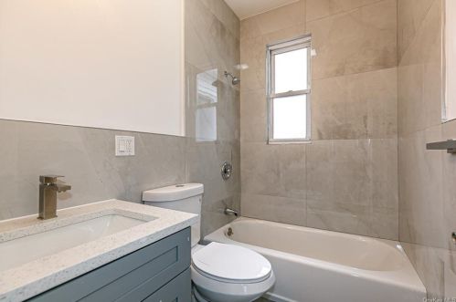 53 9 Ave, Mount Vernon NY 10550-1208 exterior