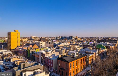 716 17th St, Philadelphia PA  19130-2840 exterior