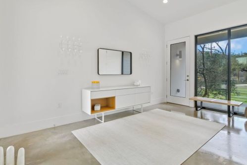 5708 Driftwood Dr, Austin TX 78731-2642 exterior