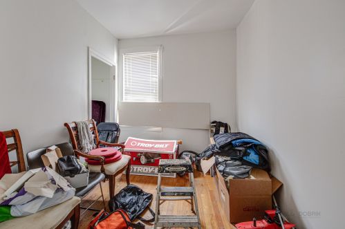 7448 Kenwood Ave, Chicago IL 60619-1427 exterior