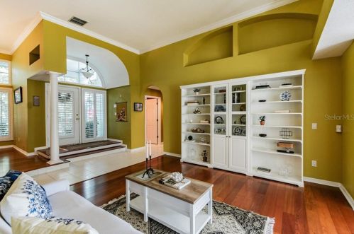 11506 Louvre Pl, Tampa FL 33617-2447 exterior