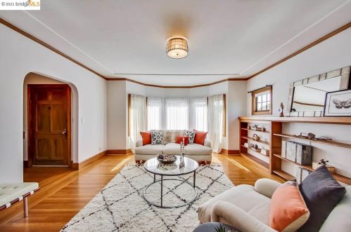 1310 Santa Fe, Berkeley CA 94702-1027 exterior