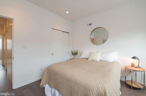 2030 Fletcher St, Philadelphia PA 19125-1539 exterior