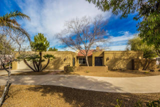 302 Sweetwater Ave, Phoenix, AZ 85029-1834