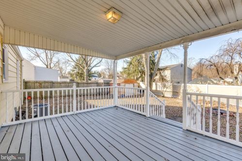 232 Phillips Ave, Runnemede NJ 08078-1949 exterior