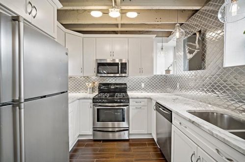 220 Alpine Ave, Pittsburgh PA 15212-4020 exterior