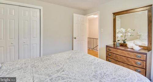 207 Burgess Ave, Alexandria VA 22305-1903 exterior