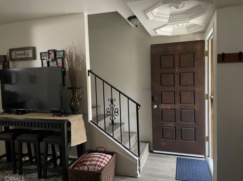 9529 Olive St, Bellflower CA 90706-4518 exterior