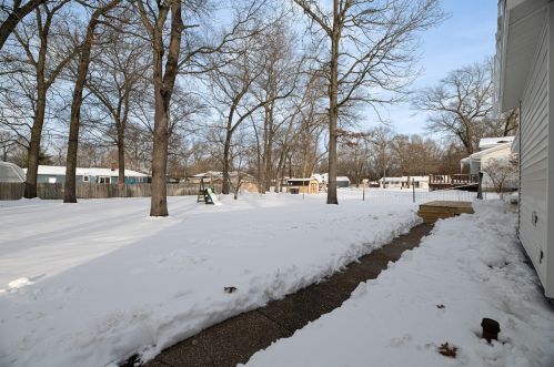 1748 Prince Ln, Meskegon MI  49445-1742 exterior