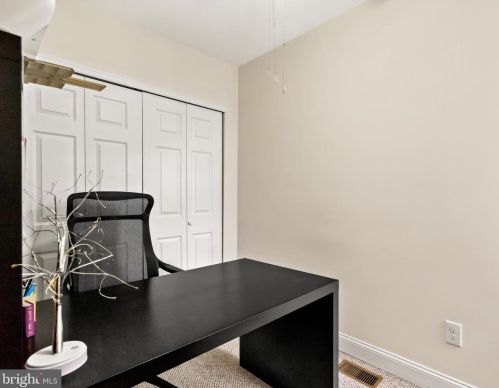 3023 Aramingo Ave, Philadelphia PA 19134-4316 exterior