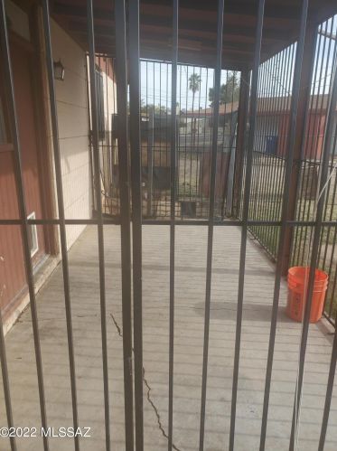 5104 29 St, Tucson AZ 85711-6308 exterior