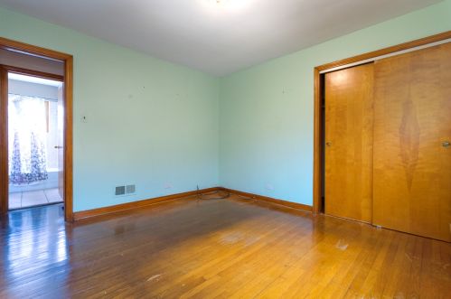 9008 Sacramento, Chicago IL 60805-1332 exterior