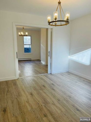 511 St, Union City NJ 07087-2615 exterior